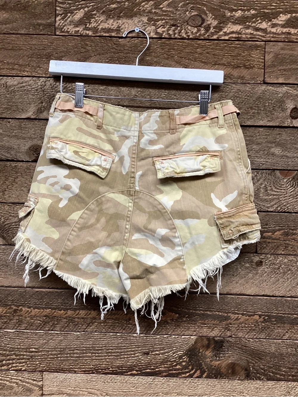 We The Free Desert Camo Frayed Hem Cargo Shorts - Tan